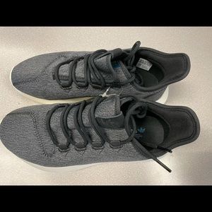 adidas Originals Women's Tubular Shadow Sneaker 8